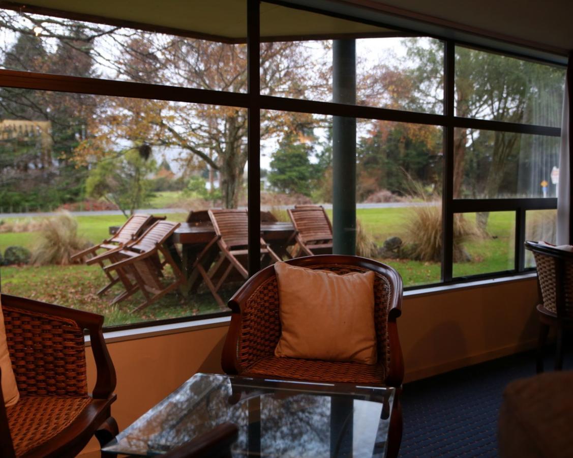 Hotel Tussock Grove Ohakune Exterior foto