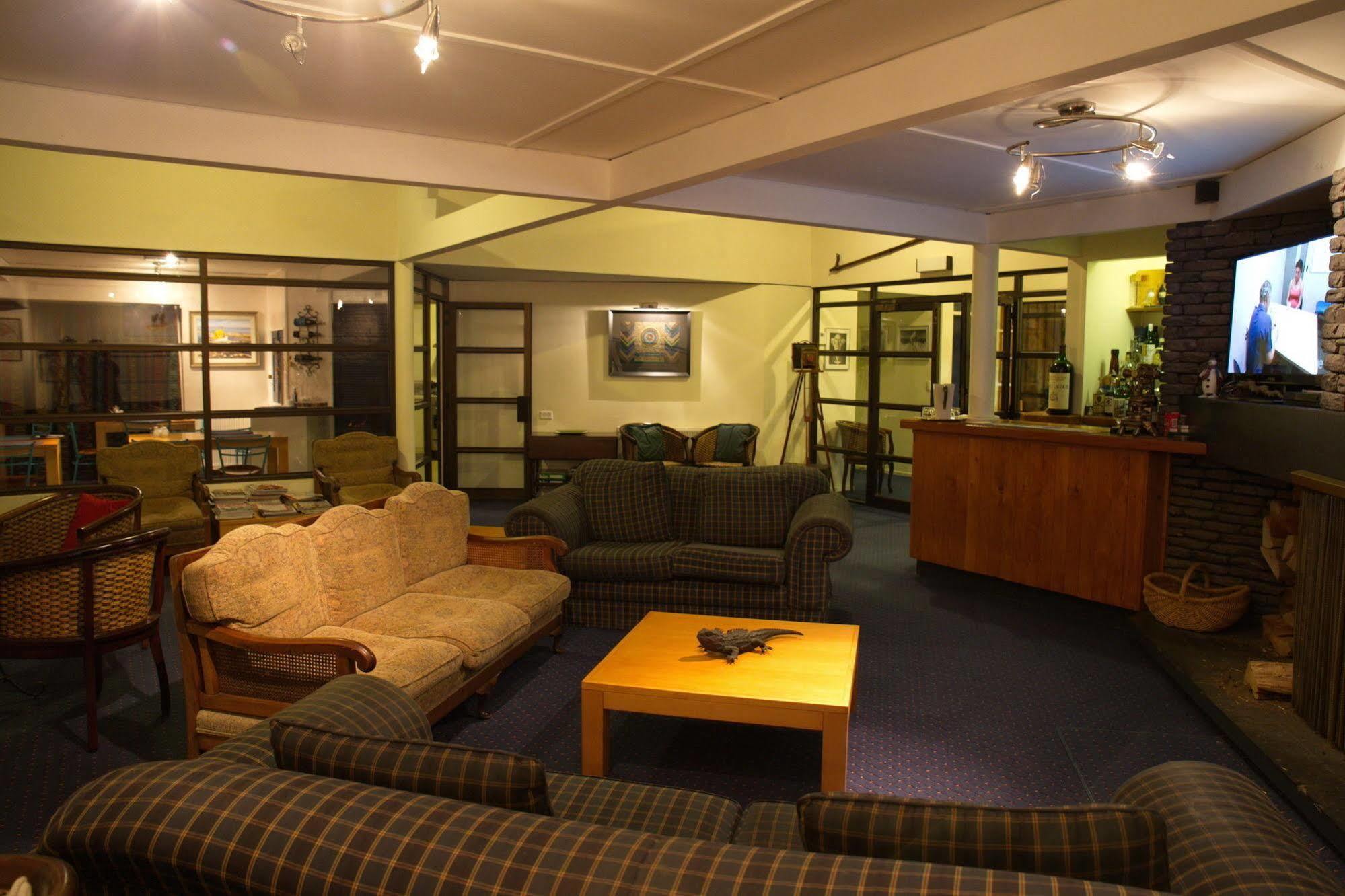 Hotel Tussock Grove Ohakune Exterior foto